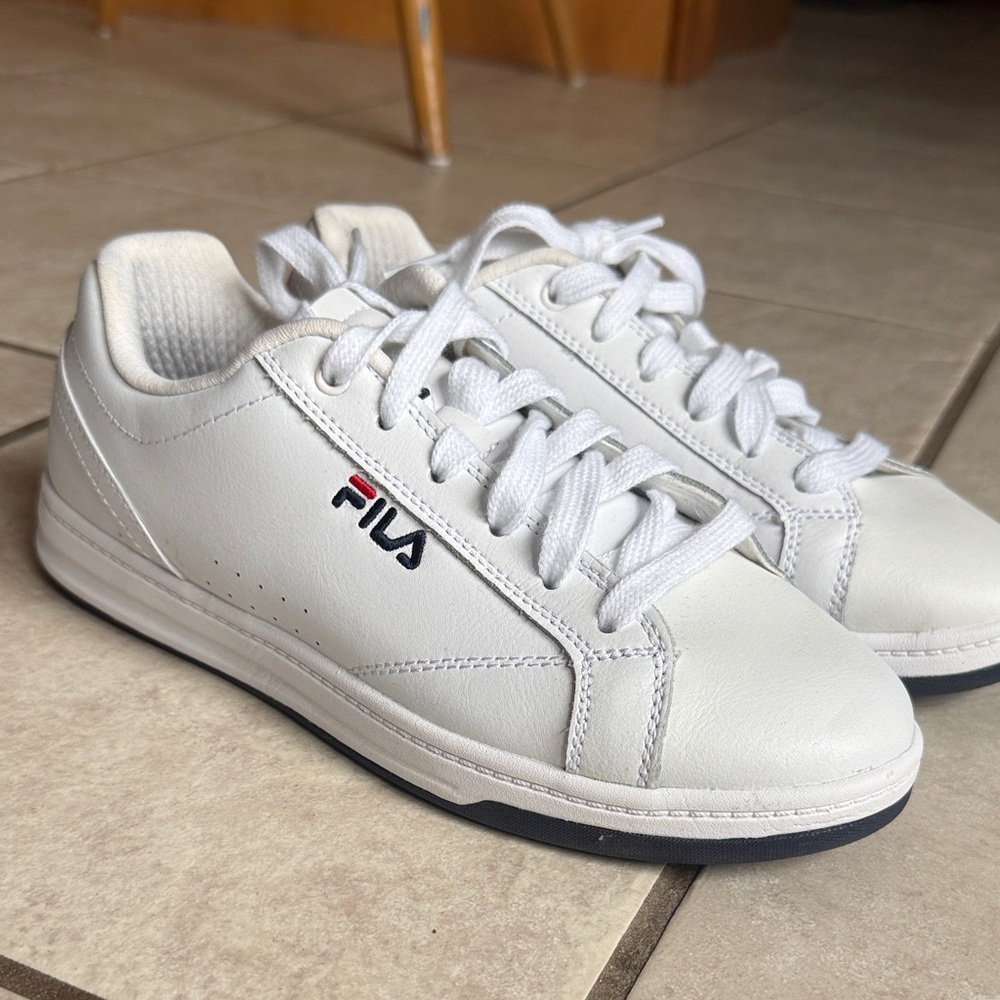 Fila White Low-Top Sneakers with Navy & Red Logo